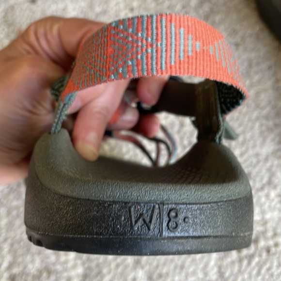 Women’s size 8 Chacos in EUC!  Green & Orange - Picture 3 of 3